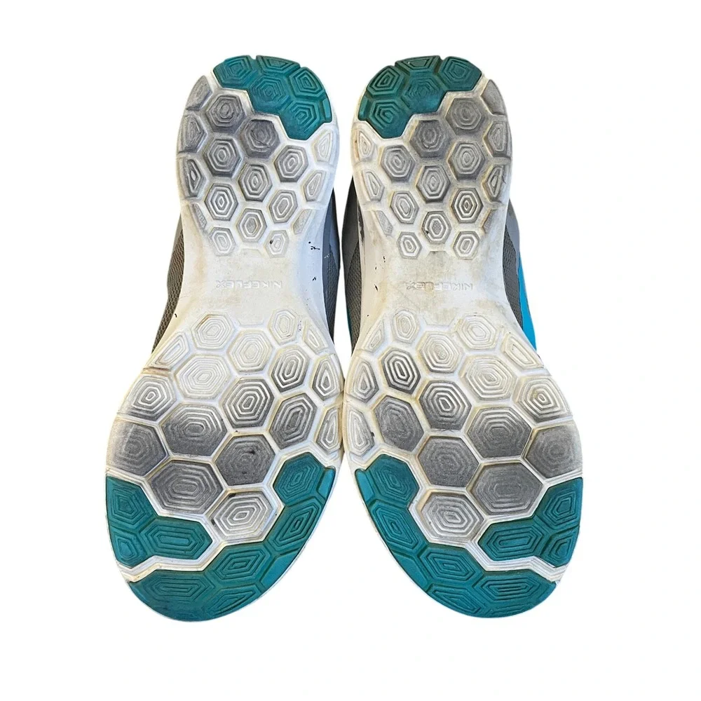 Nike Training Flex TR6 Running Shoes size 6 Gray Aqua Sneaker Athletic‎ Workout